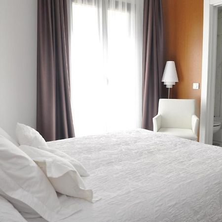 Toral Hotel Leon Room photo